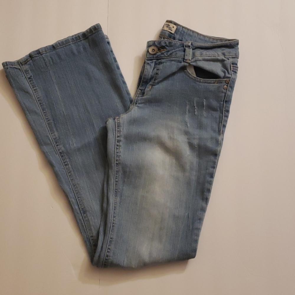L.e.i jean
